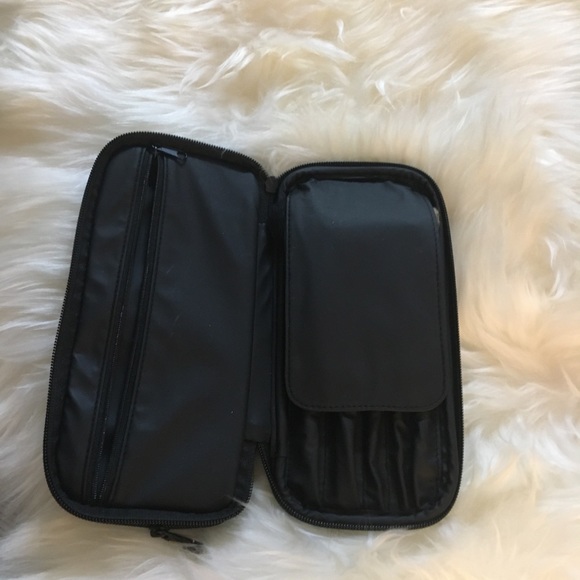 Dior - Picture 8 of 8